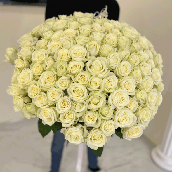 101 белая роза, лента в Черноморском