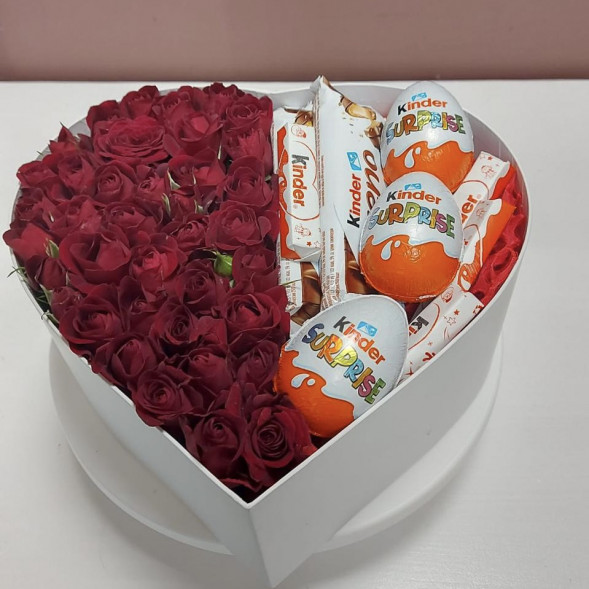 Композиция в коробке «Сладкая любовь» в Черноморском