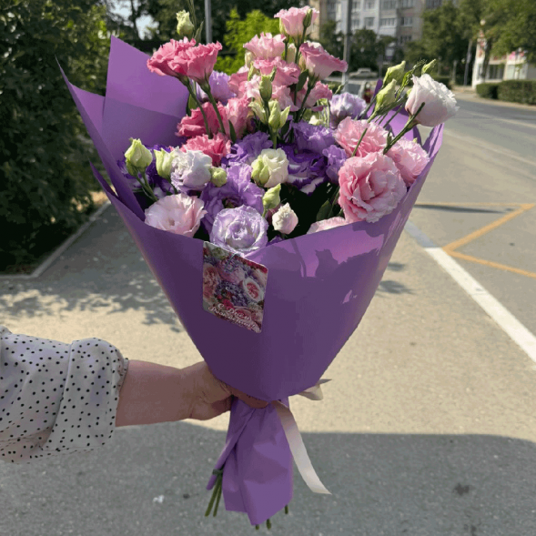 Букет 7 эустом в Черноморском