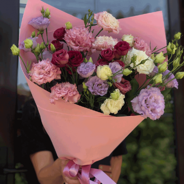 Букет 7 ярких эустом в Черноморском