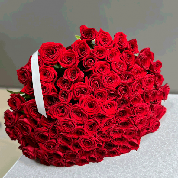 101 красная роза в Черноморском