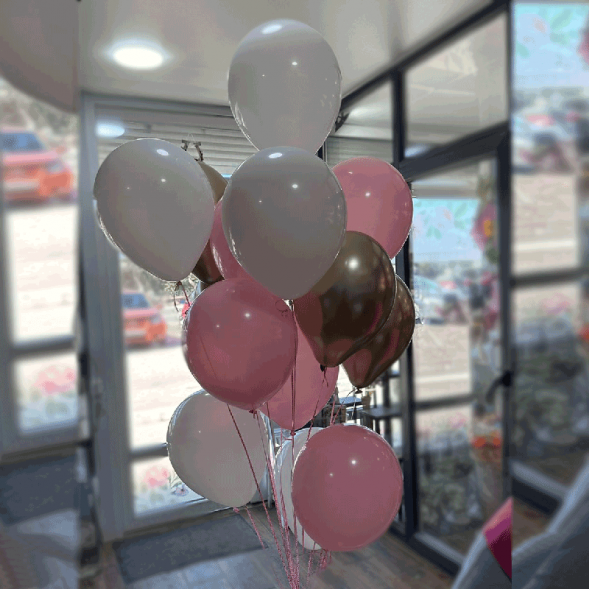 Фонтан из 15 гелиевых шариков микс в Черноморском